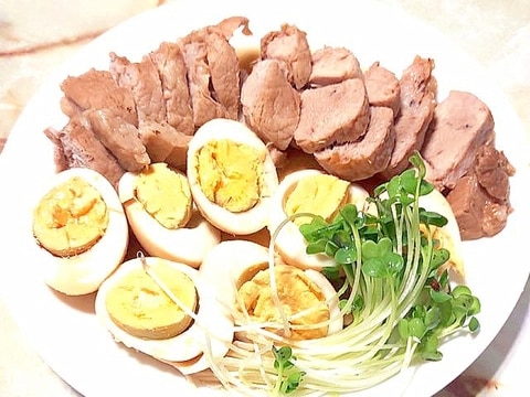 豚ももブロックで!シンプルな煮豚はさっぱり系?